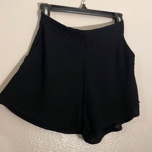 Ava Sky Shorts